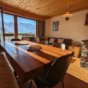 Au Aux Pieds Tignes